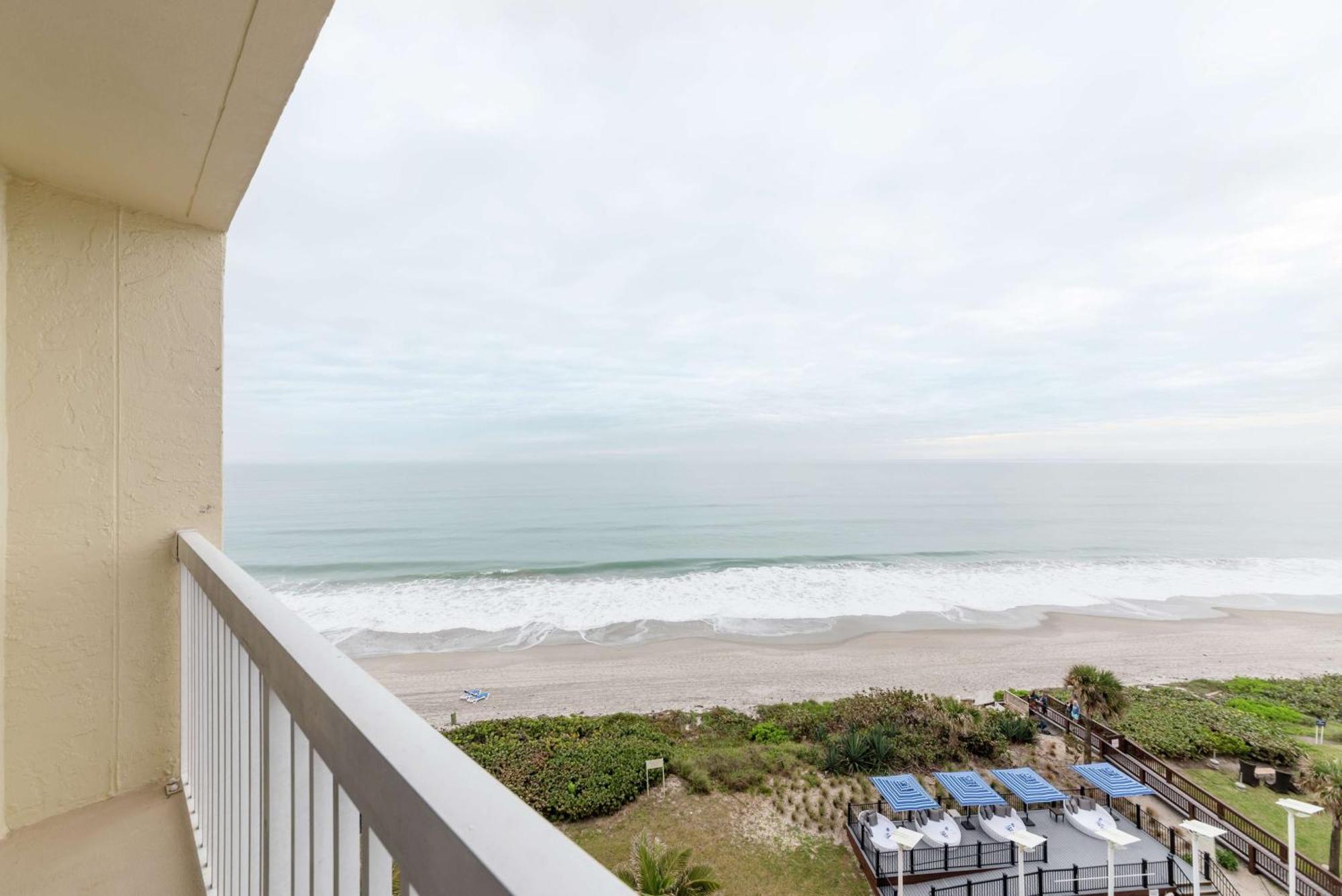 Hilton Melbourne Beach Oceanfront Eksteriør billede