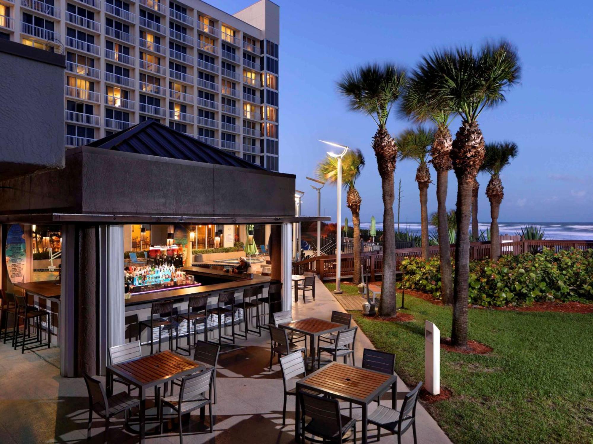 Hilton Melbourne Beach Oceanfront Eksteriør billede