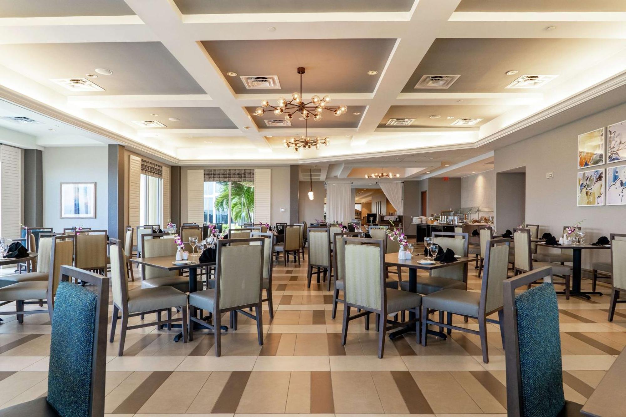 Hilton Melbourne Beach Oceanfront Eksteriør billede