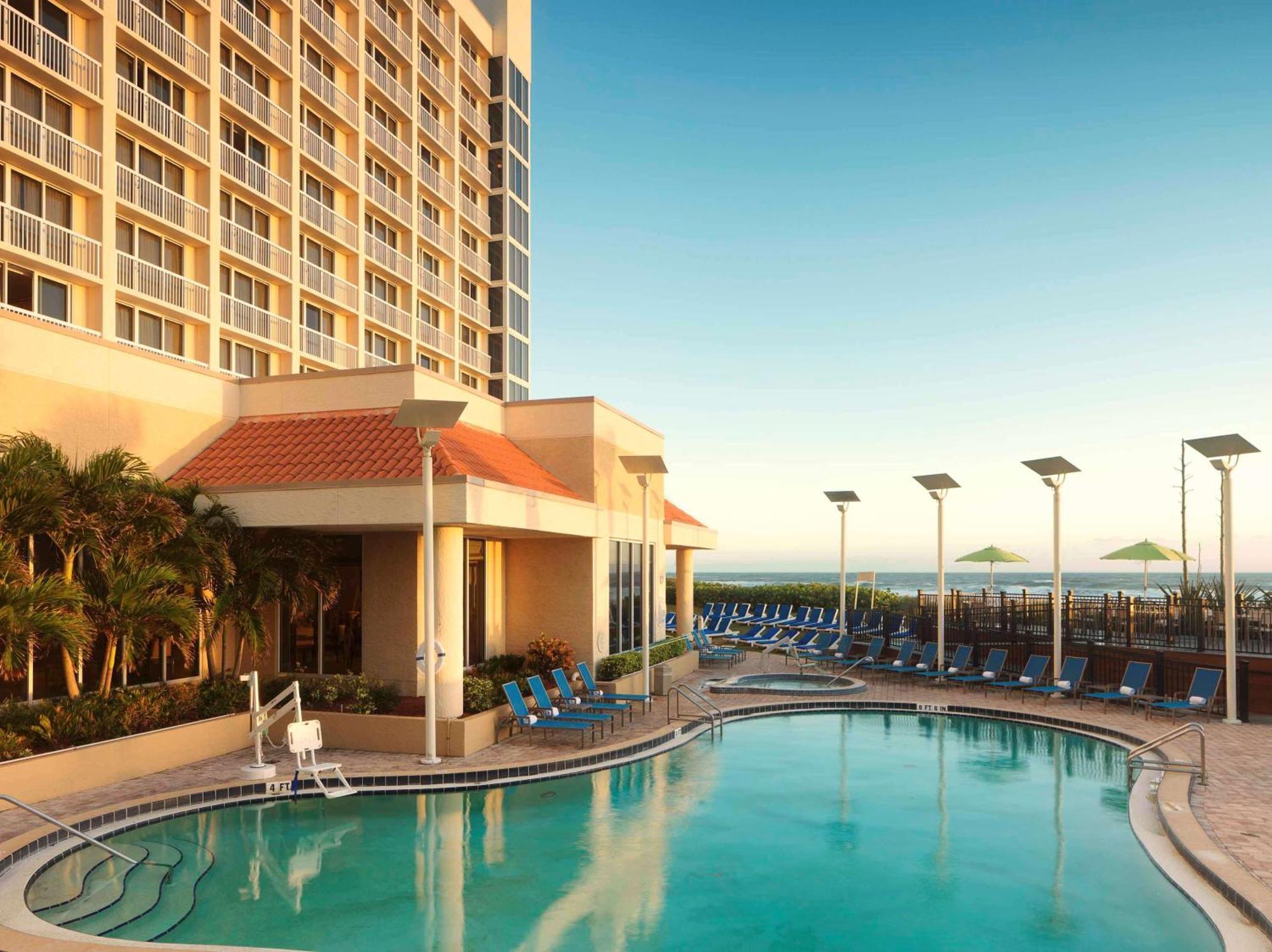 Hilton Melbourne Beach Oceanfront Eksteriør billede